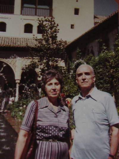 Ardao y su esposa en Granada, 1981