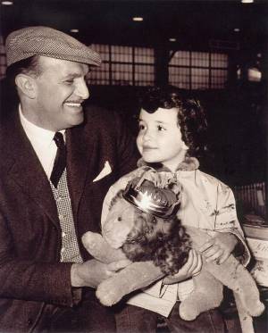  Arturo Despouey de regreso a Nueva York , 1953, con su sobrina Alma Salsamendi Despouey. 
