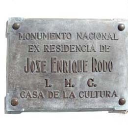 Placa existente en la residencia de Rodó en la ciudad de Santa Lucía... Placa existente en la residencia de Rodó en la ciudad de Santa Lucía...